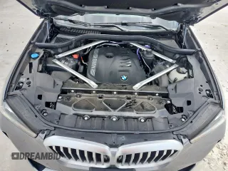 2024 BMW X5 xDrive40i with VIN 5UX23EU09R9T07066, listed as a Copart auction lot 61271495 with 18,042 mi miles and Salvage title. Bid and sale history available at DreamBid. Image 12.