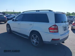 2007 Mercedes-Benz GL 450 z VIN 4JGBF71E57A153984, wystawiony jako IAAI lot #42291789 z przebiegiem 169 406 mil mil oraz . Historia ofert i sprzedaży dostępna na DreamBid. Obrazek 3.