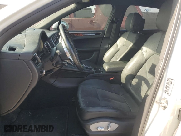 2018 Porsche Macan with VIN WP1AA2A57JLB22375, listed as a Copart auction lot 54557045 with 90,560 mi miles and Clean Title. Bid and sale history available at carsss.com. Image 7.