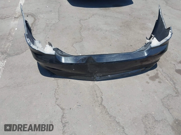 2010 Ford Fusion SE с VIN 3FAHP0HA2AR234711, выставлен на аукционе IAAI как лот 42616491 с пробегом 180 660 миль миль и . История ставок и продаж доступна на DreamBid. Изображение 12.