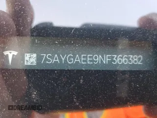 2022 Tesla Model Y Long Range z VIN 7SAYGAEE9NF366382, wystawiony jako Copart lot #52179515 z przebiegiem 41 654 mil mil oraz Szkoda całkowita • Salvage title. Historia ofert i sprzedaży dostępna na DreamBid. Obrazek 15.