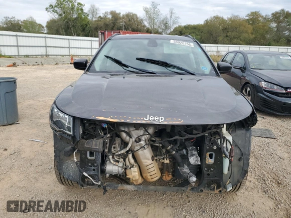 2018 Jeep Compass Sport with VIN 3C4NJCAB7JT136974, listed as a Copart auction lot 50920255 with 107,557 mi miles and Non Repairable. Bid and sale history available at carsss.com. Image 5.