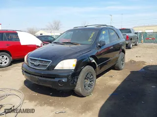 2006 Kia Sorento LX with VIN KNDJC733465634501, listed as a IAAI auction lot 41796833 with 213,013 mi miles. Bid and sale history available at carsss.com. Image 12.