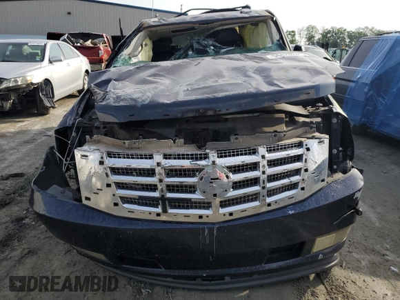 2007 Cadillac Escalade z VIN 1GYFK63837R153531, wystawiony jako Copart lot #56426285 z przebiegiem Nie podano mil oraz Szkoda całkowita • Salvage title. Historia ofert i sprzedaży dostępna na DreamBid. Obrazek 5.