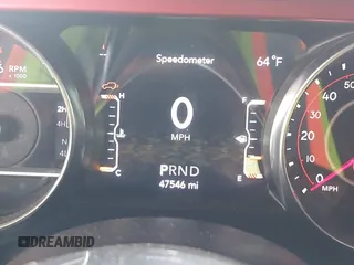 2022 Jeep Wrangler Unlimited Rubicon z VIN 1C4JJXFM6NW234295, wystawiony jako IAAI lot #41906475 z przebiegiem 47 546 mil mil oraz . Historia ofert i sprzedaży dostępna na DreamBid. Obrazek 16.