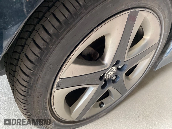 2020 Toyota Prius L Eco with VIN JTDKARFU6L3125057, listed as a IAAI auction lot 42376871 with 138,095 mi miles and . Bid and sale history available at DreamBid. Image 1.