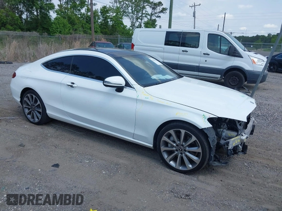 2018 Mercedes-Benz C 300 with VIN WDDWJ4JB1JF629561, listed as a IAAI auction lot 42190511 with 119,514 mi miles and . Bid and sale history available at DreamBid. Image 1.