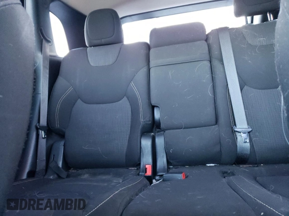 2016 Jeep Cherokee Altitude with VIN 1C4PJMCS7GW255591, listed as a Copart auction lot 86652234 with 149,392 mi miles and Salvage title. Bid and sale history available at DreamBid. Image 10.