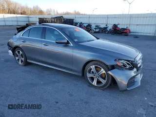 2019 Mercedes-Benz E-Class E 300 with VIN WDDZF4KB2KA574579, listed as a Copart auction lot 41700585 with 0 mi miles and Clean Title. Bid and sale history available at carsss.com. Image 4.