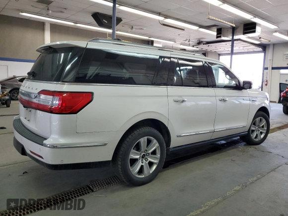 2018 Lincoln Navigator Reserve z VIN 5LMJJ3LT5JEL07993, wystawiony jako Copart lot #52983935 z przebiegiem 172 097 mil mil oraz Czysty tytuł • Clean title. Historia ofert i sprzedaży dostępna na DreamBid. Obrazek 3.