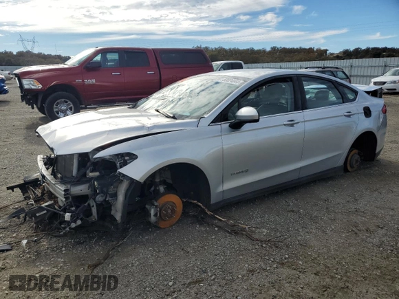 2015 Ford Fusion S Hybrid with VIN 3FA6P0UU6FR157842, listed as a Copart auction lot 83024044 with 0 mi miles and Salvage Title. Bid and sale history available at carsss.com. Image 1.