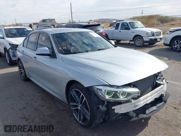 2018 BMW 3 Series 340i z VIN WBA8B3G54JNV01071, wystawiony jako IAAI lot #40922726 z przebiegiem 67 295 mil mil oraz . Historia ofert i sprzedaży dostępna na DreamBid. Obrazek 14.