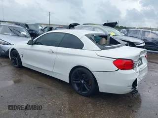 2017 BMW 4 Series 430i z VIN WBA4U7C52H5H19190, wystawiony jako IAAI lot #42086394 z przebiegiem 202 020 mil mil oraz . Historia ofert i sprzedaży dostępna na DreamBid. Obrazek 3.