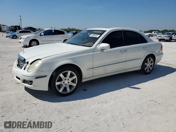 2008 Mercedes-Benz E-Class Luxury 3.5L with VIN WDBUF56X98B267492, listed as a Copart auction lot 48889405 with 151,976 mi miles and Salvage Title. Bid and sale history available at carsss.com. Image 1.