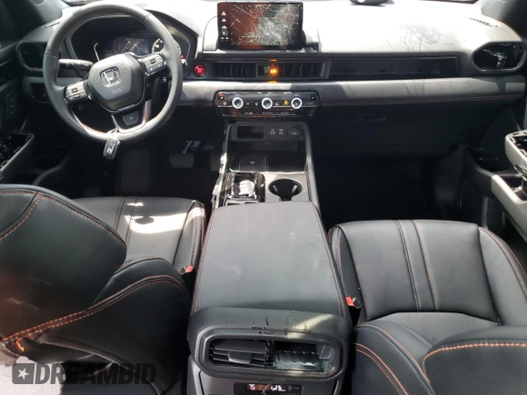 2024 Honda Pilot TrailSport z VIN 5FNYG1H60RB004755, wystawiony jako Copart lot #59502924 z przebiegiem Nie podano mil oraz Szkoda całkowita • Salvage title. Historia ofert i sprzedaży dostępna na DreamBid. Obrazek 8.