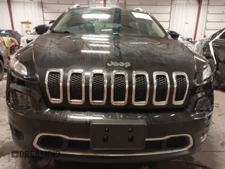 2017 Jeep Cherokee Limited with VIN 1C4PJMDB8HW636804, listed as a IAAI auction lot 41543269 with 118,633 mi miles and . Bid and sale history available at carsss.com. Image 13.