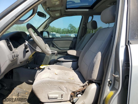 2004 Toyota Sequoia SR5 with VIN 5TDZT34A54S223348, listed as a Copart auction lot 51824315 with 283,557 mi miles and Clean Title. Bid and sale history available at carsss.com. Image 7.
