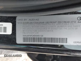 2014 Audi A6 Premium Plus z VIN WAUGFAFCXEN065126, wystawiony jako IAAI lot #42333403 z przebiegiem 121 467 mil mil oraz . Historia ofert i sprzedaży dostępna na DreamBid. Obrazek 9.