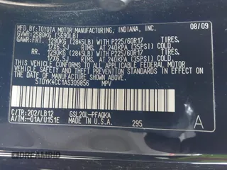 2010 Toyota Sienna XLE with VIN 5TDYK4CC1AS309856, listed as a IAAI auction lot 42089020 with 142,165 mi miles. Bid and sale history available at carsss.com. Image 9.
