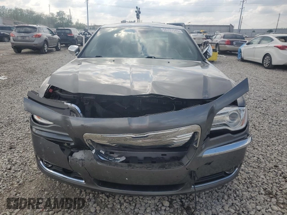 2011 Chrysler 300 C z VIN 2C3CK6CT8BH573845, wystawiony jako Copart lot #56337545 z przebiegiem 89 332 mil mil oraz Szkoda całkowita • Salvage title. Historia ofert i sprzedaży dostępna na DreamBid. Obrazek 5.