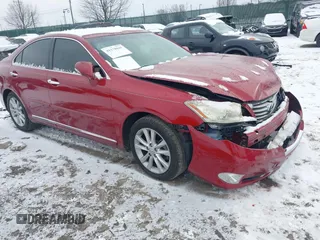 2012 Lexus ES 330 z VIN JTHBK1EG6C2505515, wystawiony jako IAAI lot #41178841 z przebiegiem 125 818 mil mil oraz . Historia ofert i sprzedaży dostępna na DreamBid. Obrazek 1.