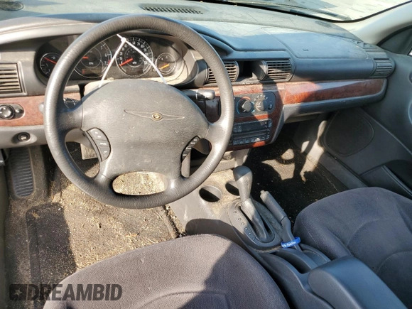 2002 Chrysler Sebring LX z VIN 1C3EL46X42N199749, wystawiony jako Copart lot #75268424 z przebiegiem 118 504 mil mil oraz Nie do naprawy • Non repairable. Historia ofert i sprzedaży dostępna na DreamBid. Obrazek 8.