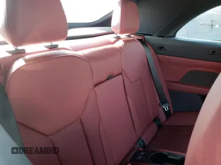 2023 BMW 4 Series 430i z VIN WBA23AT01PCM71355, wystawiony jako Copart lot #49051753 z przebiegiem 1 140 mil mil oraz . Historia ofert i sprzedaży dostępna na DreamBid. Obrazek 10.