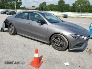 2021 Mercedes-Benz CLA 250 with VIN W1K5J4HB8MN226060, listed as a Copart auction lot 60136875 with 33,676 mi miles and Salvage title. Bid and sale history available at DreamBid. Image 4.