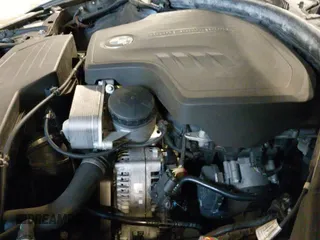 2013 BMW 3 Series 328i xDrive z VIN WBA3B3G55DNP38473, wystawiony jako IAAI lot #41278450 z przebiegiem 130 495 mil mil oraz . Historia ofert i sprzedaży dostępna na DreamBid. Obrazek 19.