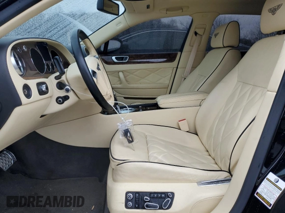 2012 Bentley Flying Spur z VIN SCBBP9ZA0CC072293, wystawiony jako Copart lot #48254415 z przebiegiem 71 312 mil mil oraz Szkody całkowita. Historia ofert i sprzedaży dostępna na DreamBid. Obrazek 7.