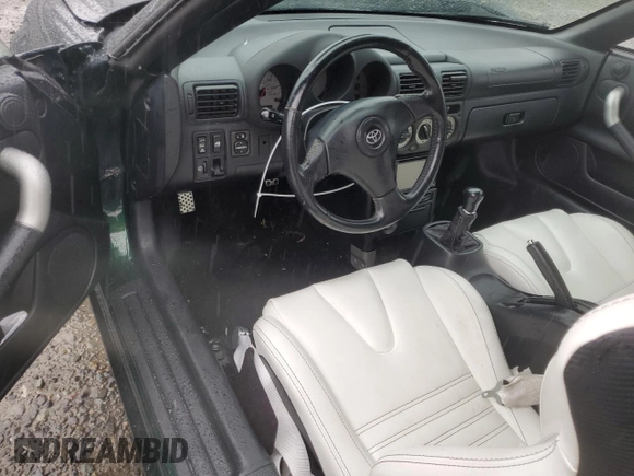 2001 Toyota MR2 z VIN JTDFR320810037734, wystawiony jako Copart lot #51645125 z przebiegiem 269 261 mil mil oraz Szkody całkowita. Historia ofert i sprzedaży dostępna na DreamBid. Obrazek 8.