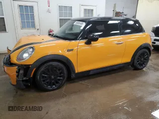 2017 MINI Hardtop Cooper with VIN WMWXP5C38H3C64588, listed as a Copart auction lot 56905495 with 49,401 mi miles and Clean title. Bid and sale history available at DreamBid. Image 1.