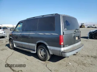 2000 Chevrolet Astro with VIN 1GNEL19W2YB162505, listed as a Copart auction lot 66702904 with Not Provided miles and Salvage Title. Bid and sale history available at carsss.com. Image 2.