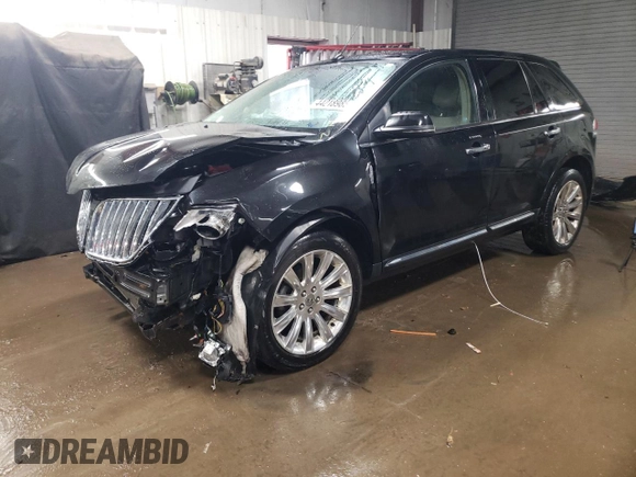 2012 Lincoln MKX with VIN 2LMDJ8JK5CBL12279, listed as a Copart auction lot 44218985 with 111,768 mi miles and Salvage Title. Bid and sale history available at DreamBid. Image 1.