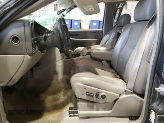 2004 GMC Yukon SLE with VIN 1GKEK13T14R261994, listed as a Copart auction lot 47967315 with 239,603 mi miles and Salvage Title. Bid and sale history available at carsss.com. Image 7.