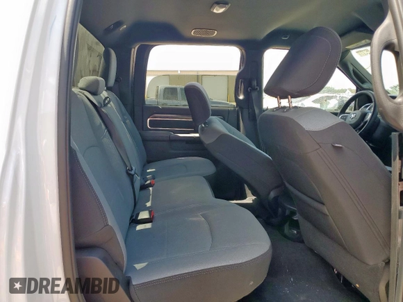 2024 Ram 2500 Big Horn with VIN 3C6UR5DJ9RG387185, listed as a Copart auction lot 61833355 with 10,213 mi miles and Clean title. Bid and sale history available at DreamBid. Image 10.