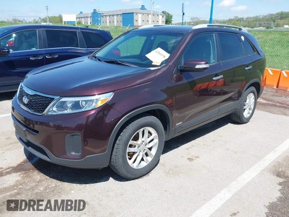 2015 Kia Sorento LX with VIN 5XYKTDA70FG604220, listed as a IAAI auction lot 42060598 with 128,180 mi miles and . Bid and sale history available at DreamBid. Image 18.