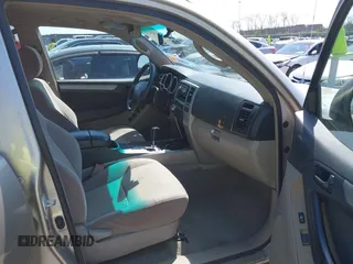 2004 Toyota 4Runner SR5 with VIN JTEBU14R640037597, listed as a IAAI auction lot 41989478 with 281,611 mi miles and . Bid and sale history available at DreamBid. Image 5.