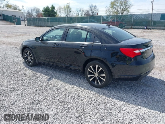 2012 Chrysler 200 S with VIN 1C3CCBHGXCN257700, listed as a IAAI auction lot 41914775 with 125,866 mi miles. Bid and sale history available at carsss.com. Image 3.
