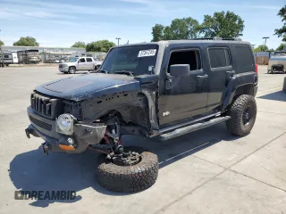 2007 Hummer H3 SUV z VIN 5GTDN13E978192698, wystawiony jako Copart lot #57357245 z przebiegiem 213 079 mil mil oraz Szkody całkowita. Historia ofert i sprzedaży dostępna na DreamBid. Obrazek 1.
