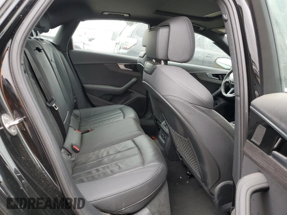 2024 Audi A4 S line Premium Plus z VIN WAUEAAF43RN005595, wystawiony jako Copart lot #60690765 z przebiegiem 27 152 mil mil oraz Szkoda całkowita • Salvage title. Historia ofert i sprzedaży dostępna na DreamBid. Obrazek 10.