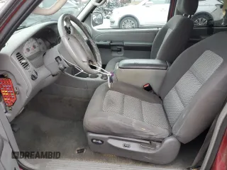 2003 Ford Explorer Sport XLS z VIN 1FMZU70E83UA46944, wystawiony jako Copart lot #86215894 z przebiegiem 127 164 mil mil oraz Szkoda całkowita • Salvage title. Historia ofert i sprzedaży dostępna na DreamBid. Obrazek 7.