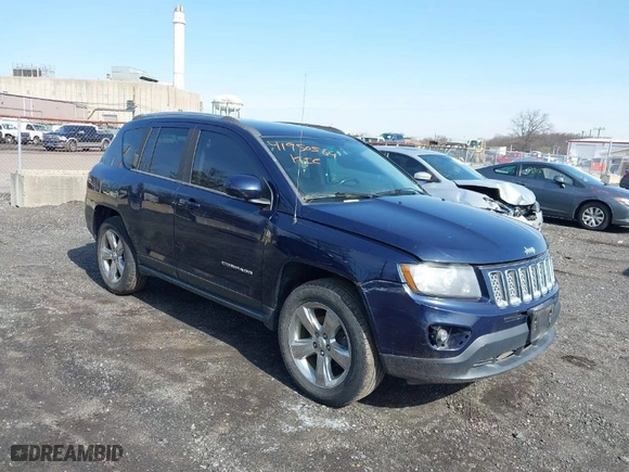 2014 Jeep Compass Latitude with VIN 1C4NJDEB1ED661864, listed as a IAAI auction lot 41950564 with 106,833 mi miles. Bid and sale history available at carsss.com. Image 6.