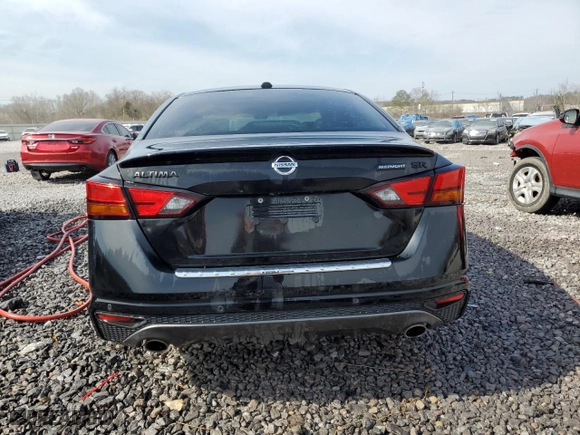 2022 Nissan Altima 2.5 SR with VIN 1N4BL4CV0NN301544, listed as a Copart auction lot 46605145 with 50,125 mi miles and Salvage Title. Bid and sale history available at carsss.com. Image 6.