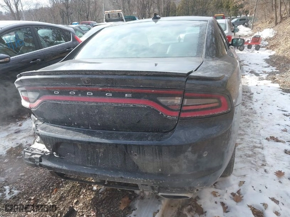 2018 Dodge Charger GT with VIN 2C3CDXJG2JH307760, listed as a IAAI auction lot 41416308 with 76,490 mi miles. Bid and sale history available at carsss.com. Image 16.