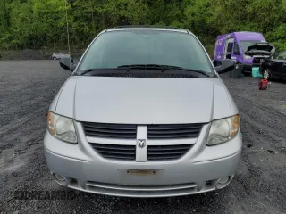2006 Dodge Grand Caravan SXT z VIN 2D4GP44L56R786238, wystawiony jako Copart lot #55799425 z przebiegiem 173 150 mil mil oraz Czysty tytuł • Clean title. Historia ofert i sprzedaży dostępna na DreamBid. Obrazek 5.
