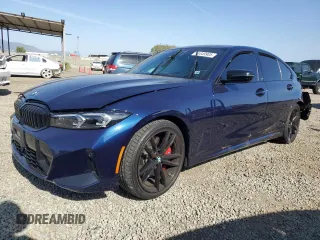 2023 BMW 3 Series 330i z VIN 3MW69FF08P8D73195, wystawiony jako Copart lot #54449905 z przebiegiem Nie podano mil oraz Szkoda całkowita • Salvage title. Historia ofert i sprzedaży dostępna na DreamBid. Obrazek 1.