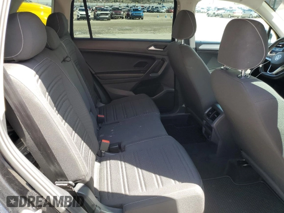 2022 Volkswagen Tiguan S with VIN 3VV0B7AXXNM045175, listed as a Copart auction lot 51555585 with 57,657 mi miles and Salvage title. Bid and sale history available at DreamBid. Image 11.