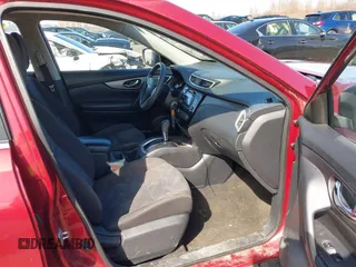 2016 Nissan Rogue SV with VIN KNMAT2MV7GP606961, listed as a IAAI auction lot 41964530 with 147,671 mi miles. Bid and sale history available at carsss.com. Image 5.