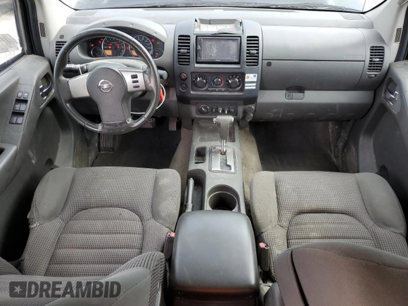 2006 Nissan Frontier Nismo z VIN 1N6AD07W26C438235, wystawiony jako Copart lot #60685544 z przebiegiem 164 137 mil mil oraz Szkoda całkowita • Salvage title. Historia ofert i sprzedaży dostępna na DreamBid. Obrazek 8.